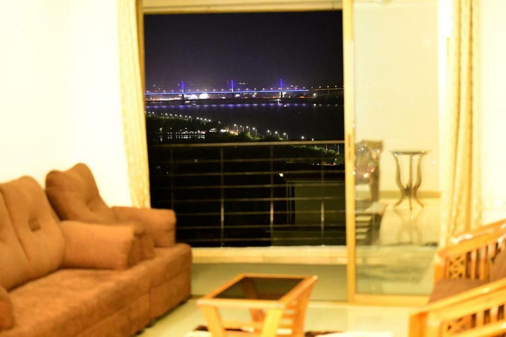 3 Bhk Apartment With River View Panaji Exteriör bild