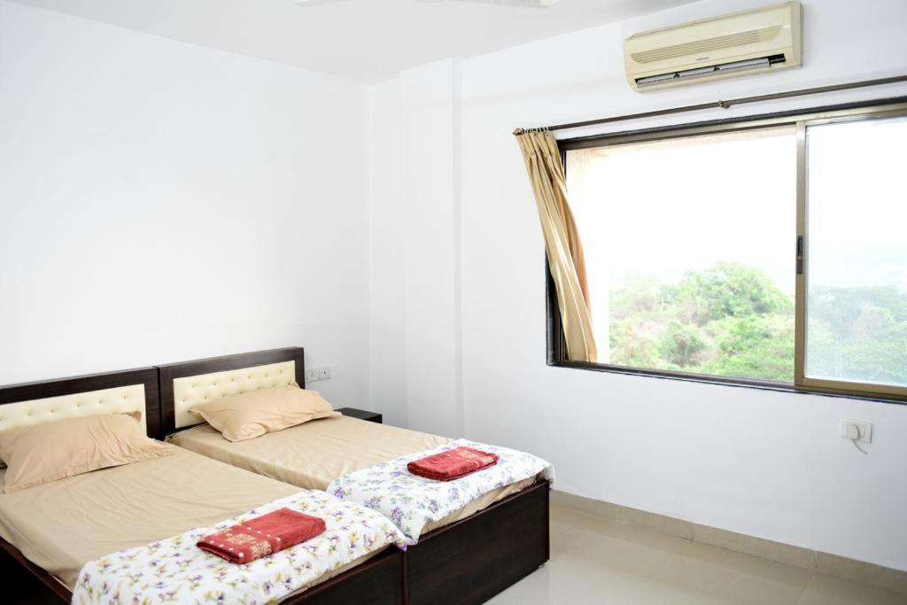 3 Bhk Apartment With River View Panaji Exteriör bild